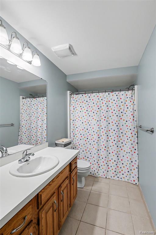 6433 Woodcrest Ridge, Clarkston, MI — Photo 25
