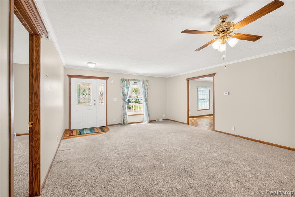 12239 Maple Creek Court, South Lyon, MI 48178 — Photo 5