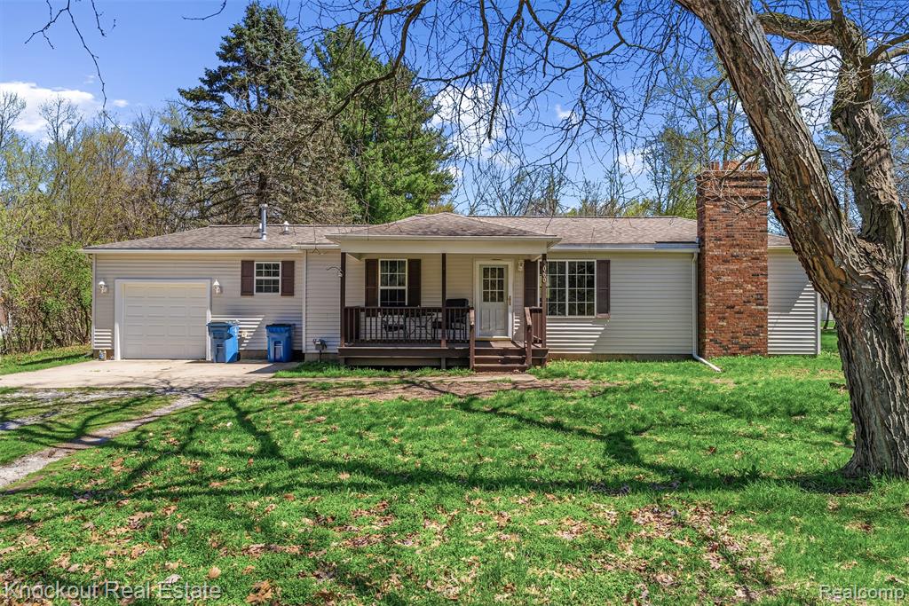 9060 N McKinley Road, Flushing, MI 48433 — Photo 2