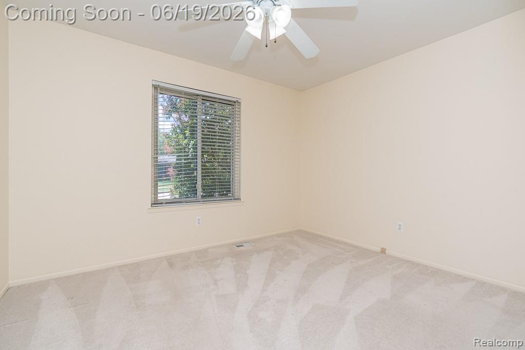 41824 Clayton Street, Clinton Twp, MI 48038 — Photo 12
