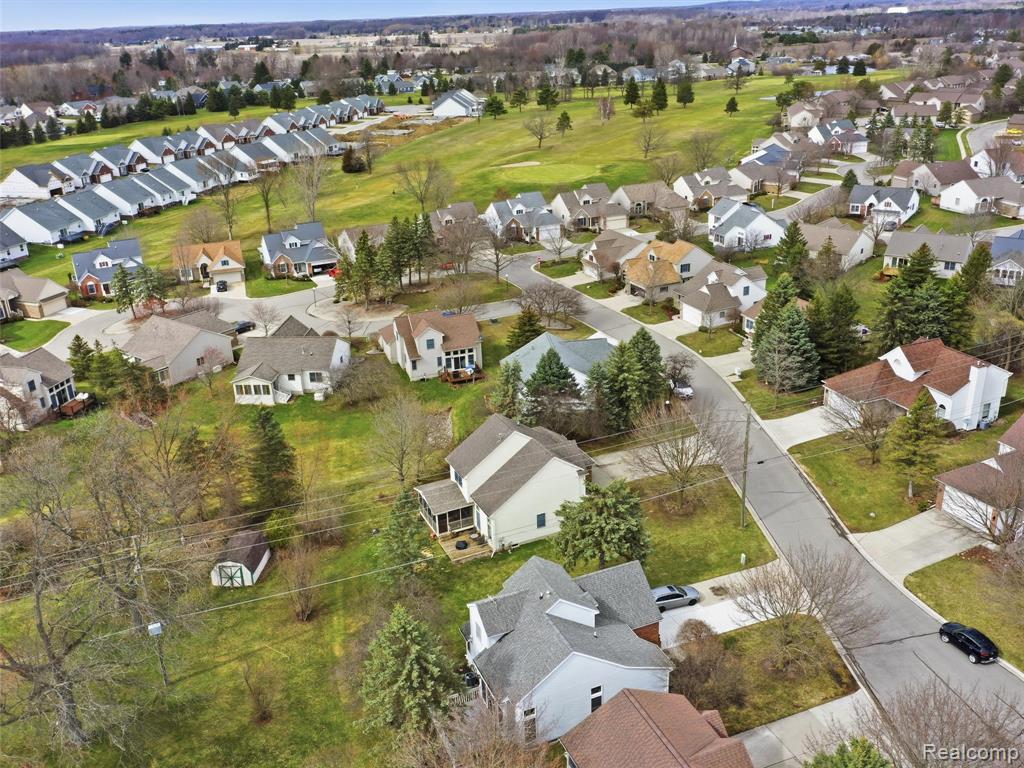 567 Greens Way Boulevard, Lapeer, MI 48446 — Photo 37