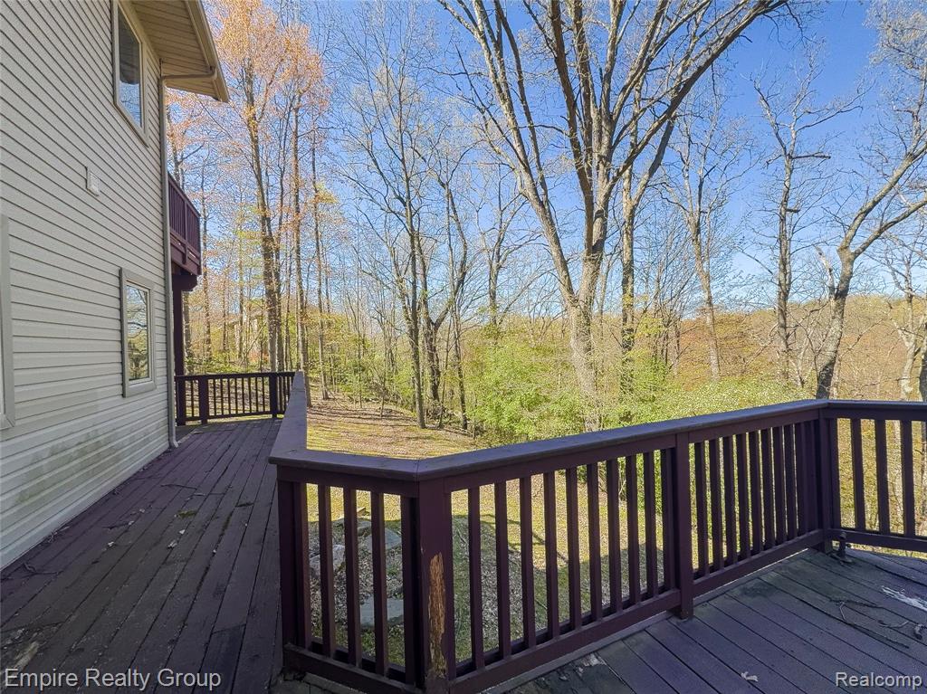 2111 Oak Terrace, Ortonville, MI 48462 — Photo 41