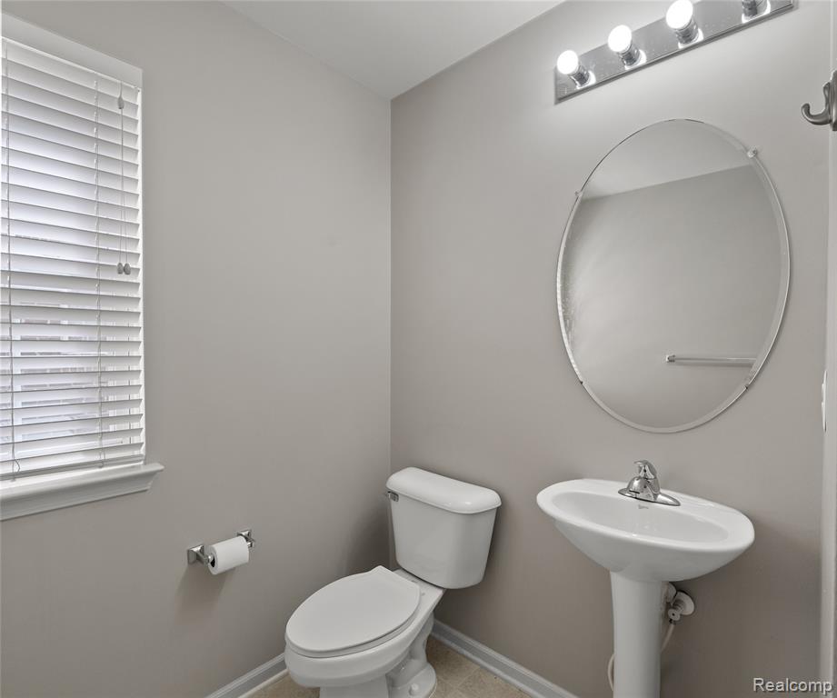 4090 Brighton Lane, 91, Canton, MI 48188 — Photo 14