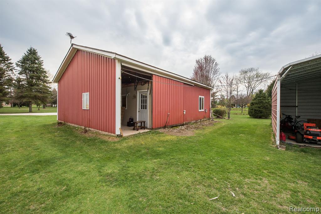 3672 W NORTH TERRITORIAL Road, Whitmore Lake, MI 48189 — Photo 48