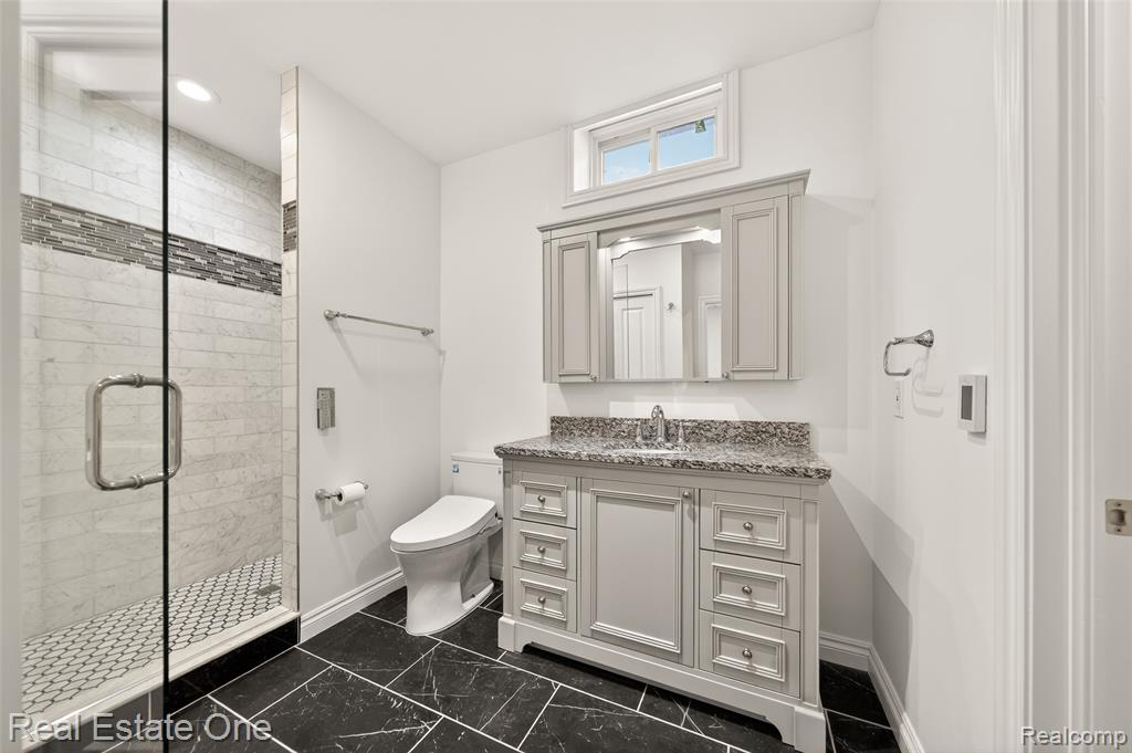 4702 Mankato Avenue, Royal Oak, MI 48073 — Photo 41