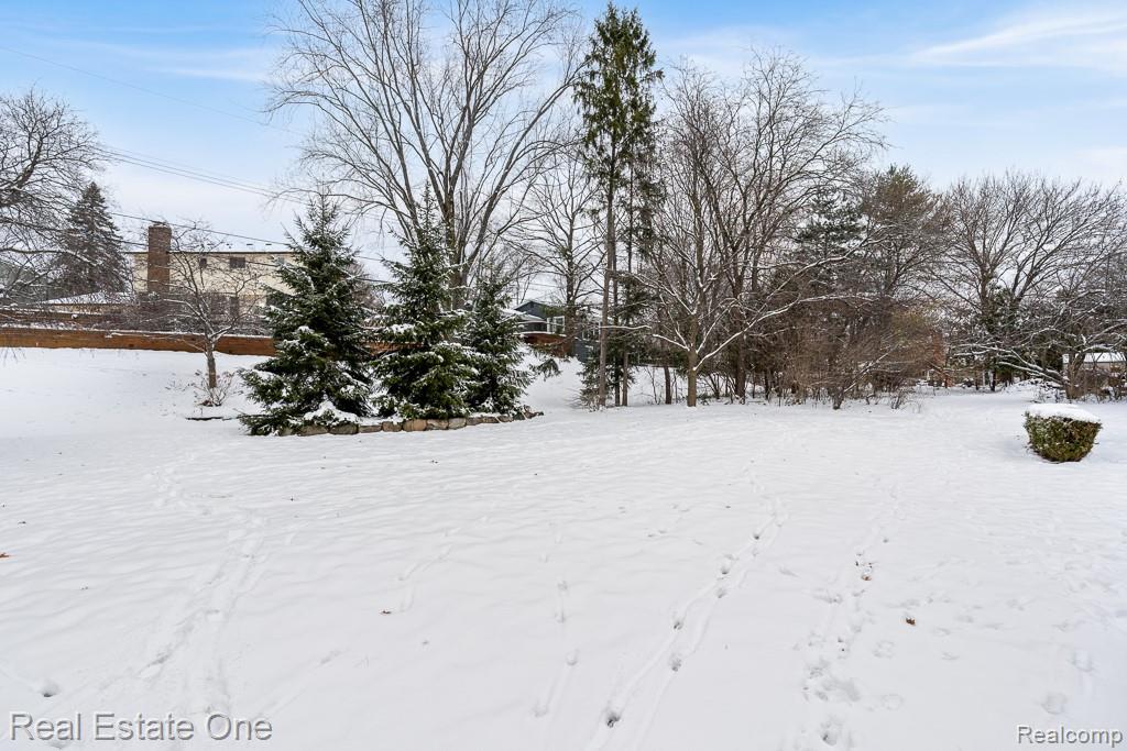 732 Rutgers Road, Rochester Hills, MI 48309 — Photo 26