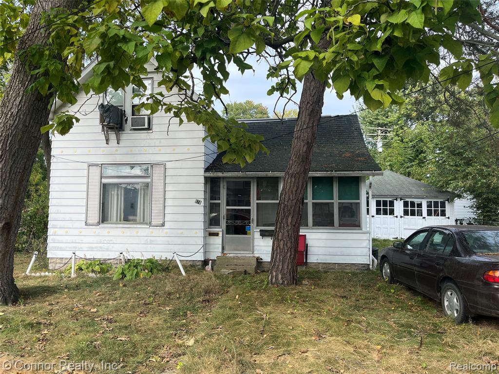 618 Green Street, Algonac, MI 48001 — front exterior