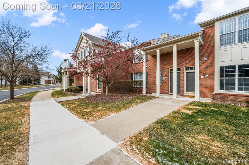 43935 Rushcliffe Drive, Sterling Heights, MI 48313 — Photo 5