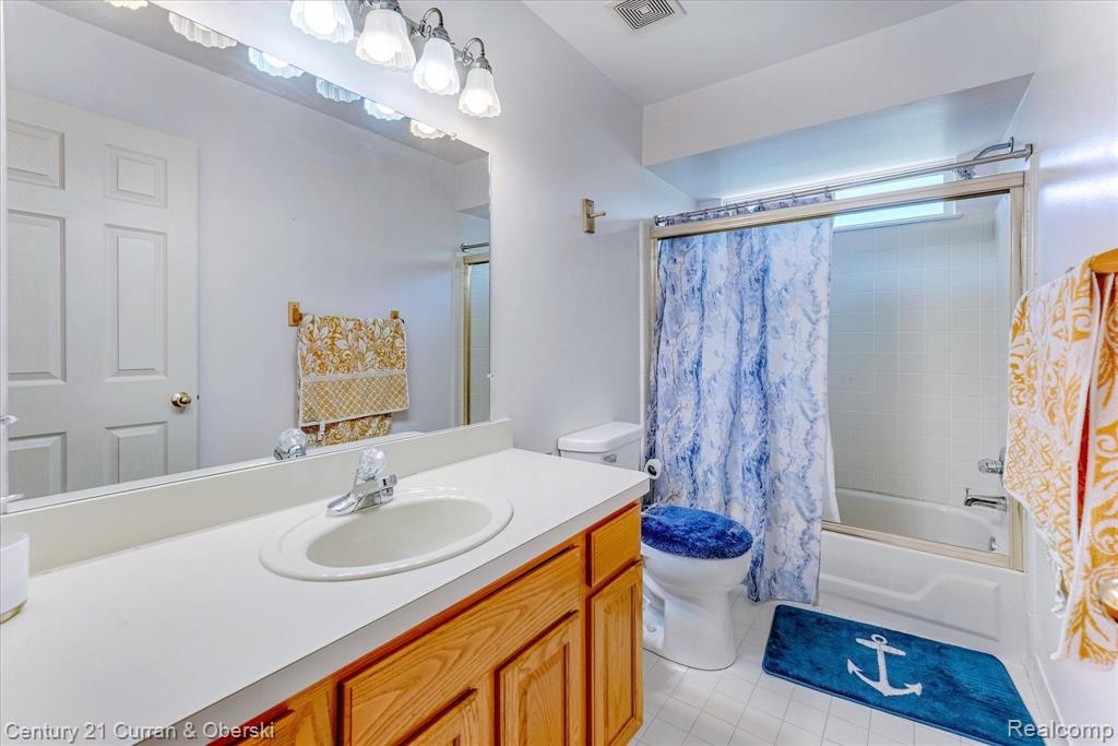 43563 Lotus Drive, Canton, MI 48188 — Photo 18