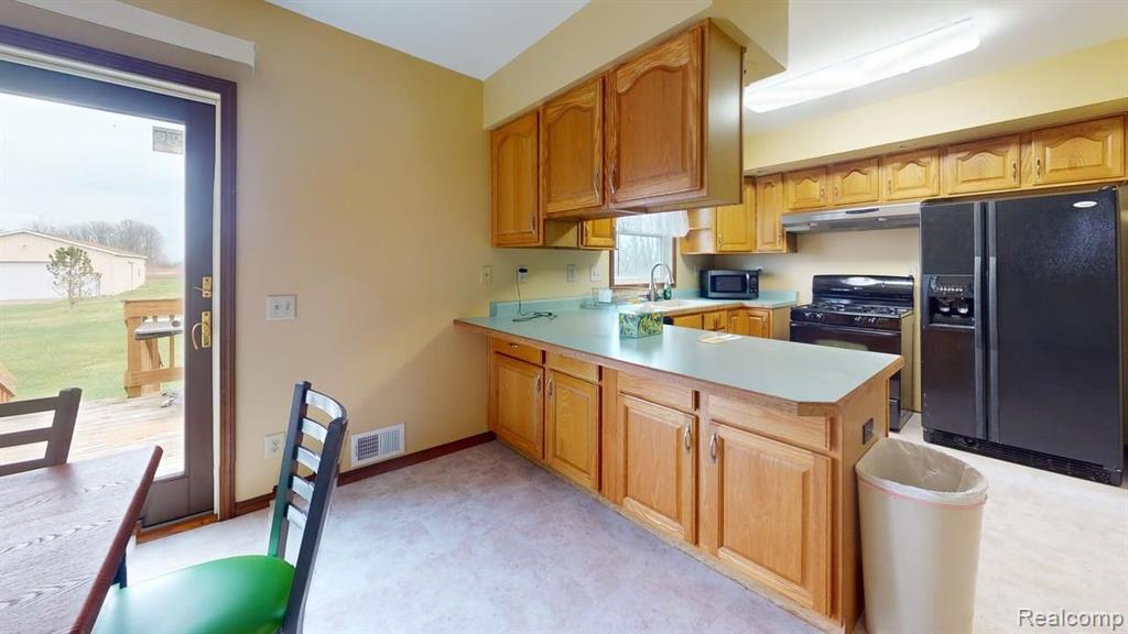 10691 COUNTY LINE Road, Milan, MI 48160 — Photo 21