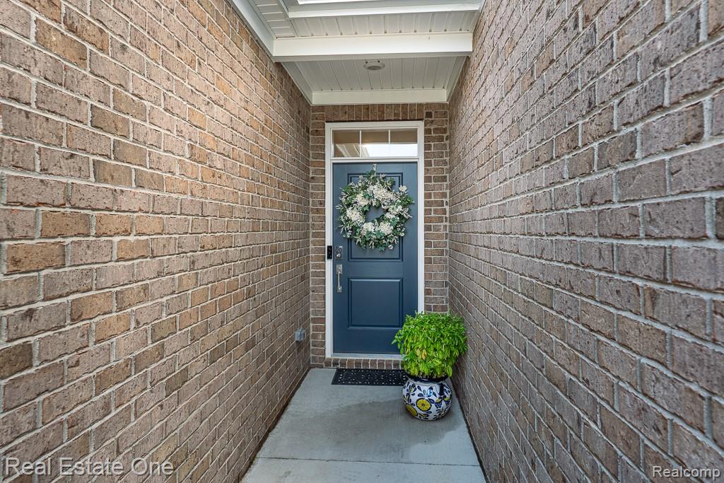8584 Grove Street, Washington, MI — Photo 2