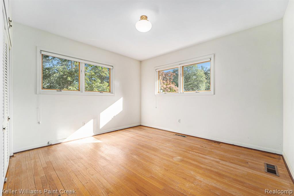 6720 Castle Drive, Bloomfield Hills, MI 48301 — Photo 12
