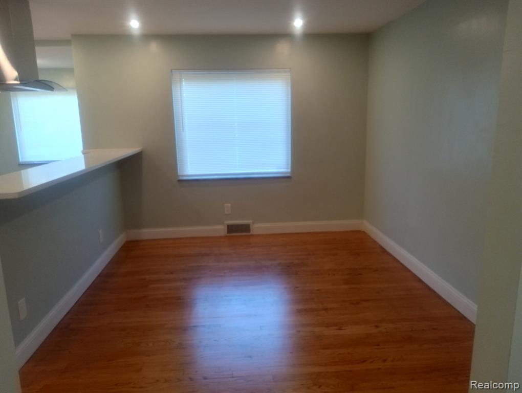 14044 Woodmont Avenue, Detroit, MI 48227 — Photo 4