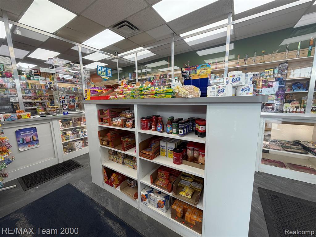 19501 W Warren Avenue, Detroit, MI 48228 — Photo 25