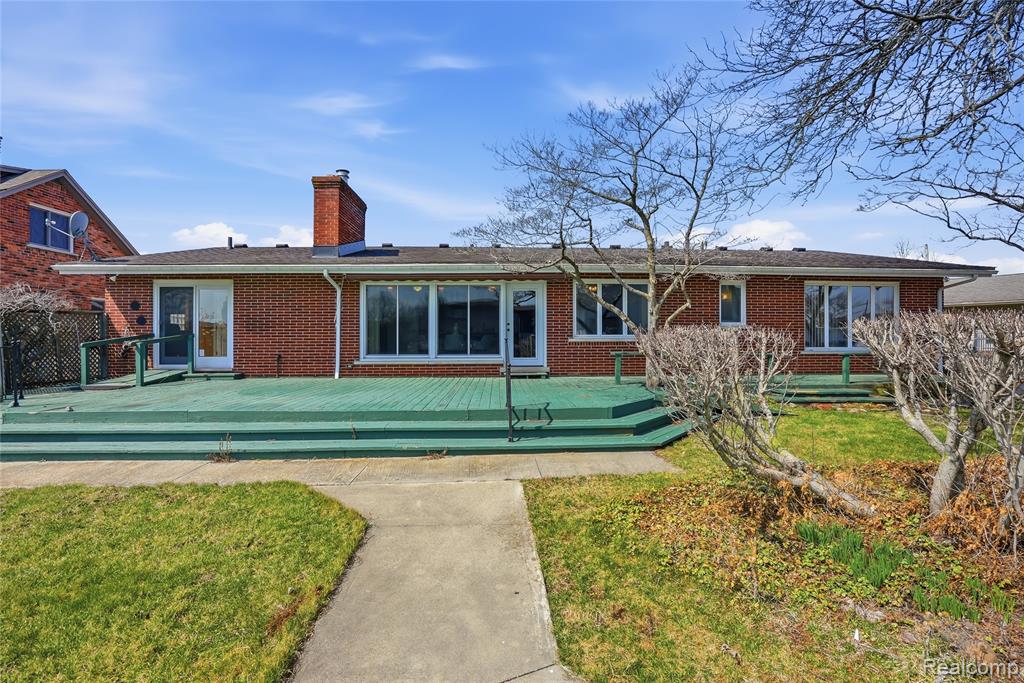 49750 Nautical Drive, Chesterfield, MI 48047 — Photo 24
