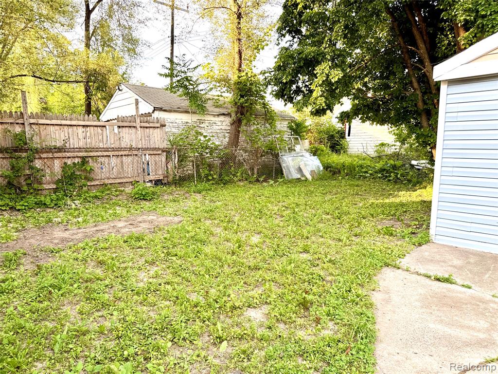 19642 Hasse Street, Detroit, MI 48234 — Photo 22