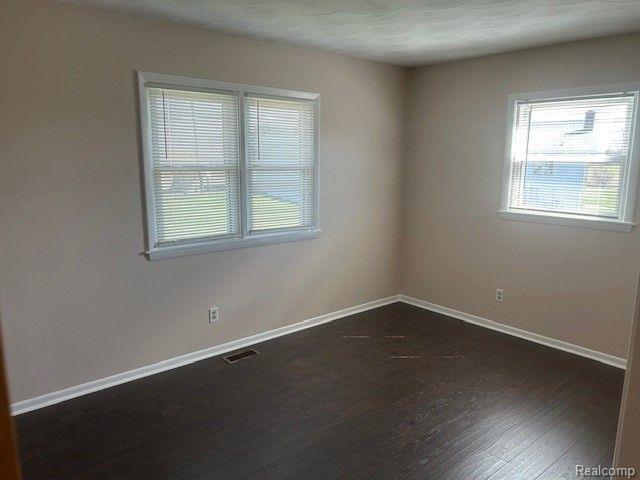 8233 IOSCO Road, Fowlerville, MI 48836 — Photo 10