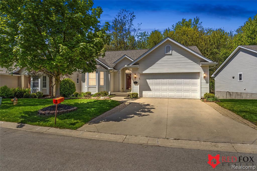 1199 Creek View Court, Burton, MI 48509 — front exterior
