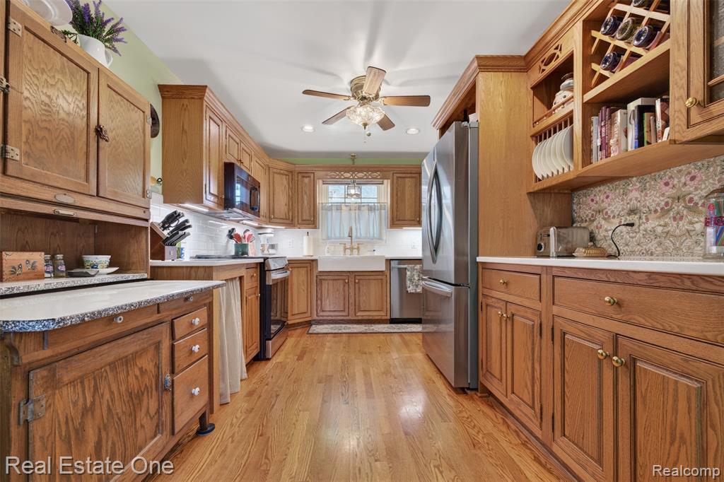 4 N Church Street, Ortonville, MI 48462 — Photo 15