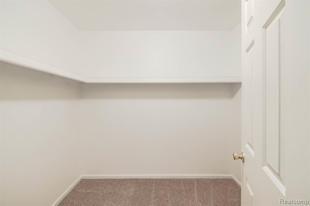 43221 Pointe Drive, 57, Clinton Twp, MI 48038 — Photo 24