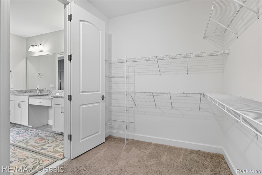 24530 Pinnacle Circle, 25, South Lyon, MI 48178 — Photo 18