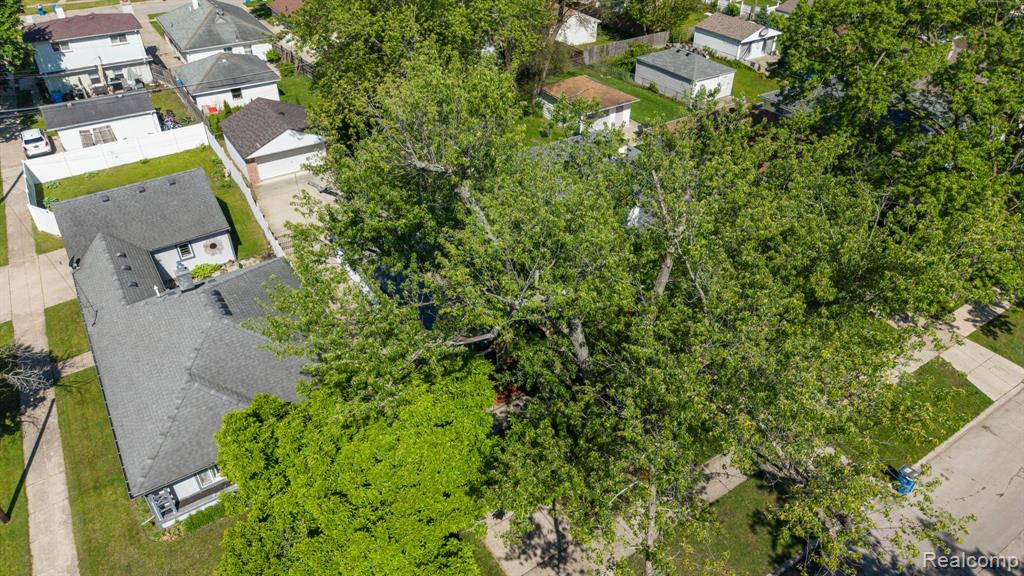 7411 N Vernon Street, Dearborn Heights, MI 48127 — Photo 29