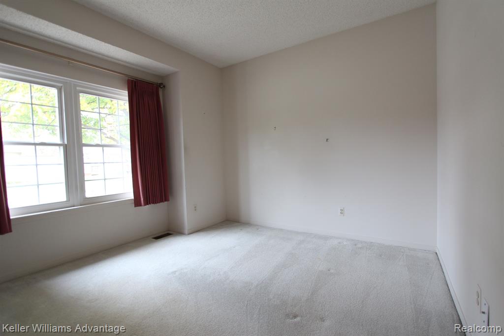41840 Cantebury Drive, Novi, MI 48377 — Photo 13
