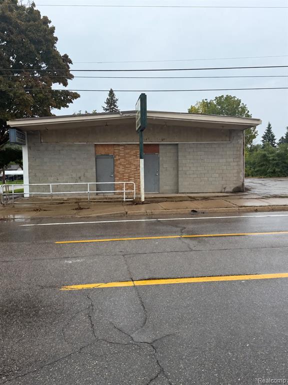 3320 Corunna Road, Flint, MI 48503