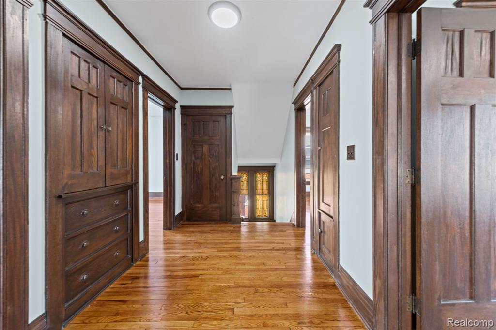 708 Taylor Street, Detroit, MI 48202 — Photo 13