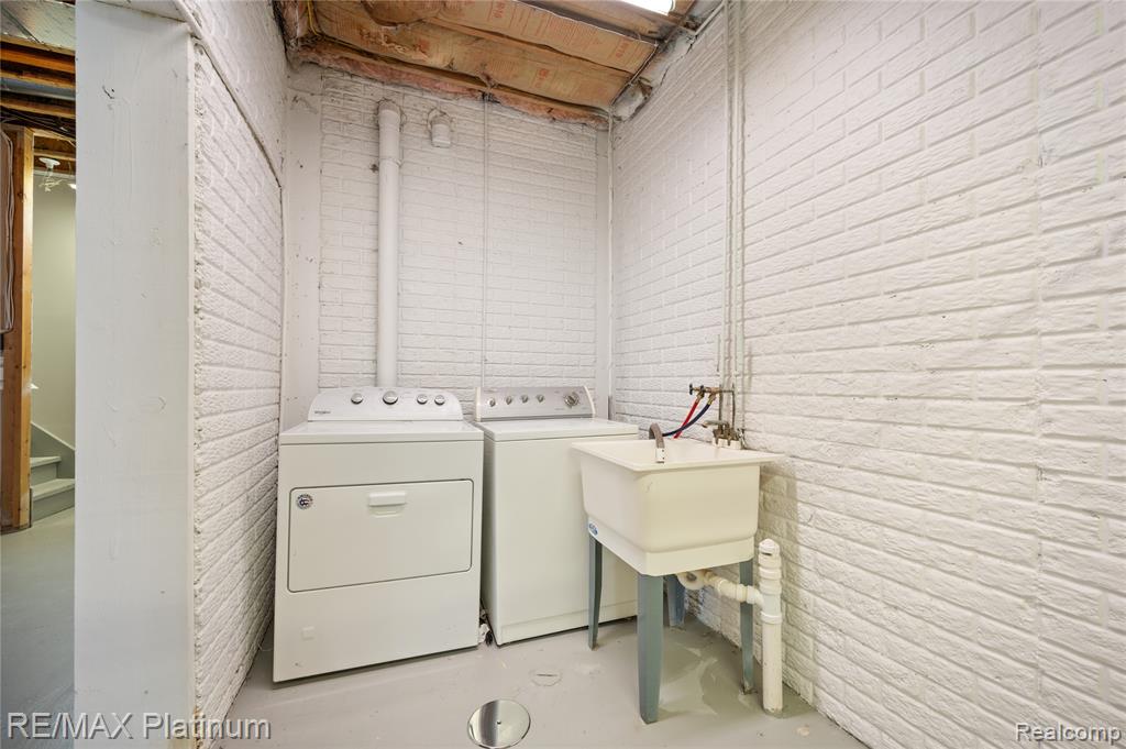 6327 Saint Charles Pass, Swartz Creek, MI 48473 — Photo 33