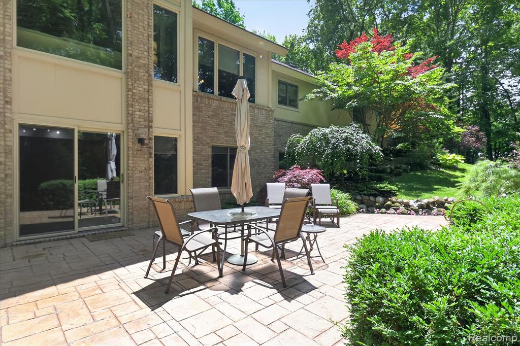5388 Hartland Road, Fenton, MI 48430 — Photo 46