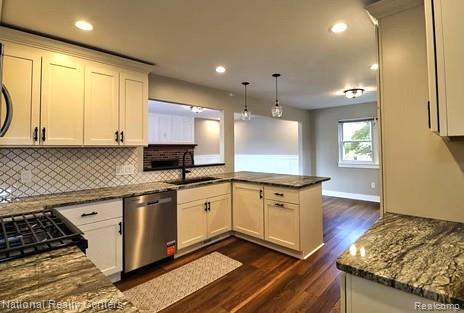 4109 Loves Creek, Howell, MI 48843 — Photo 13