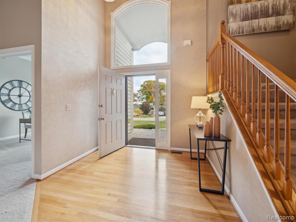 4435 Driftwood Drive, Commerce Twp, MI 48382 — Photo 5