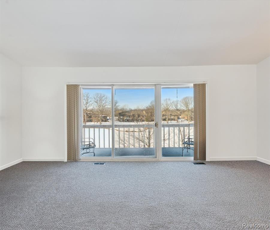 9836 Hawthorne Glen Drive, Grosse Ile, MI 48138 — Photo 9