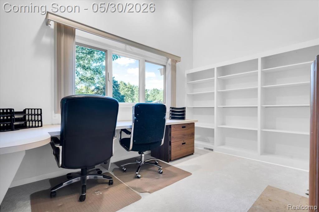 29100 Creek Bend Drive, Farmington, MI 48331 — Photo 18