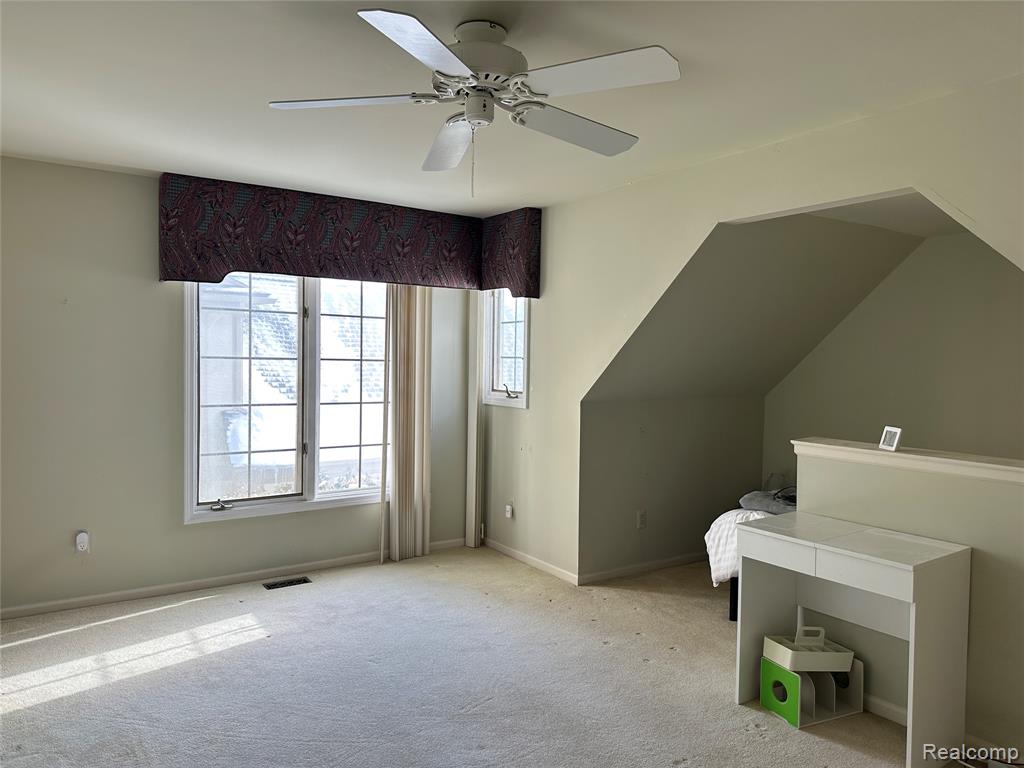 2753 MAITLAND Drive, Ann Arbor, MI 48105 — Photo 18