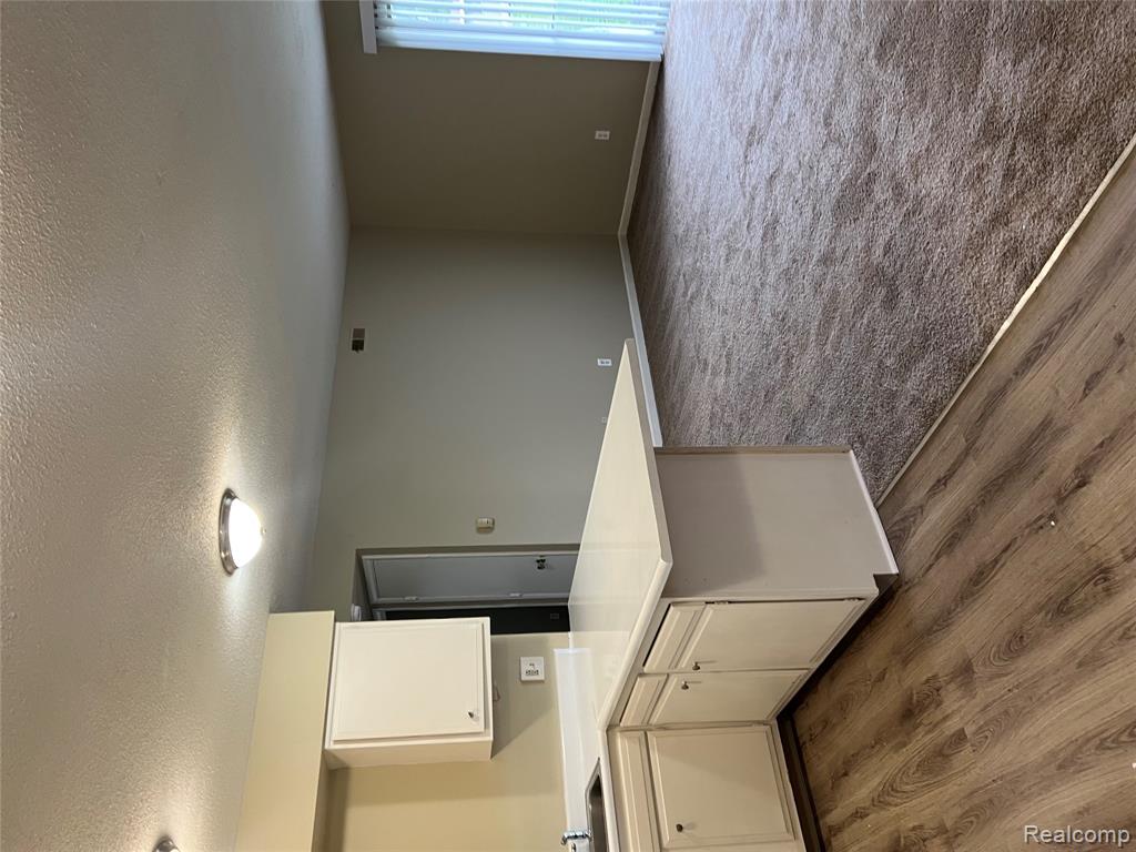 726 S DEWITT Drive, Dewitt, MI 48820 — Photo 2