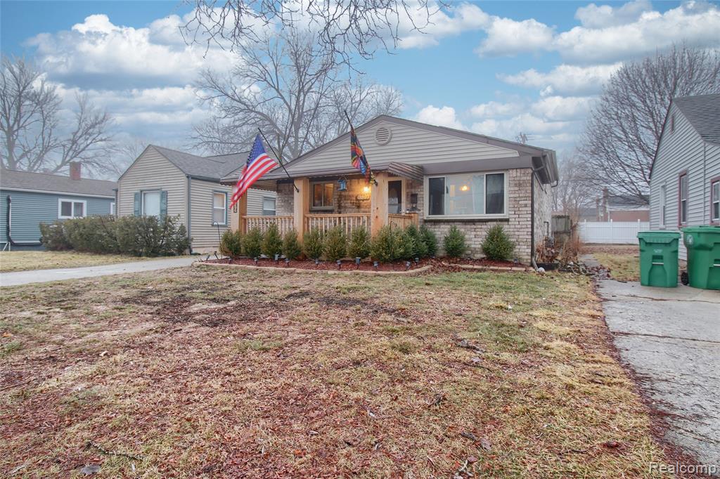 5739 Harrison Street, Garden City, MI — Photo 2