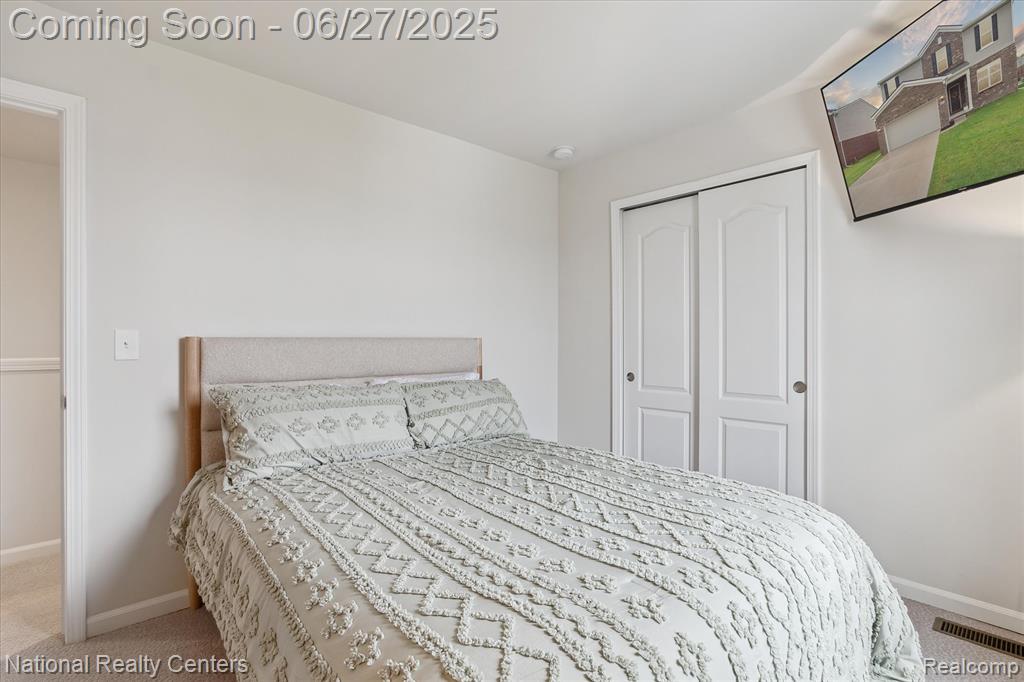5241 Marie Lane, Sterling Heights, MI 48310 — Photo 30