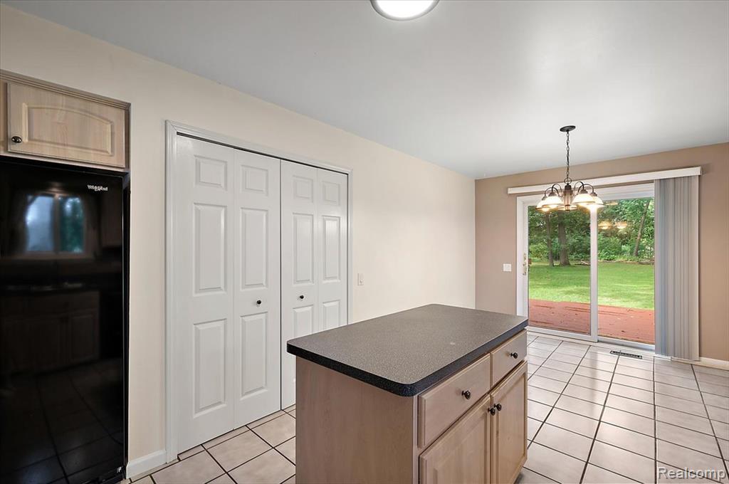 8809 Arlington Street, White Lake, MI — Photo 26