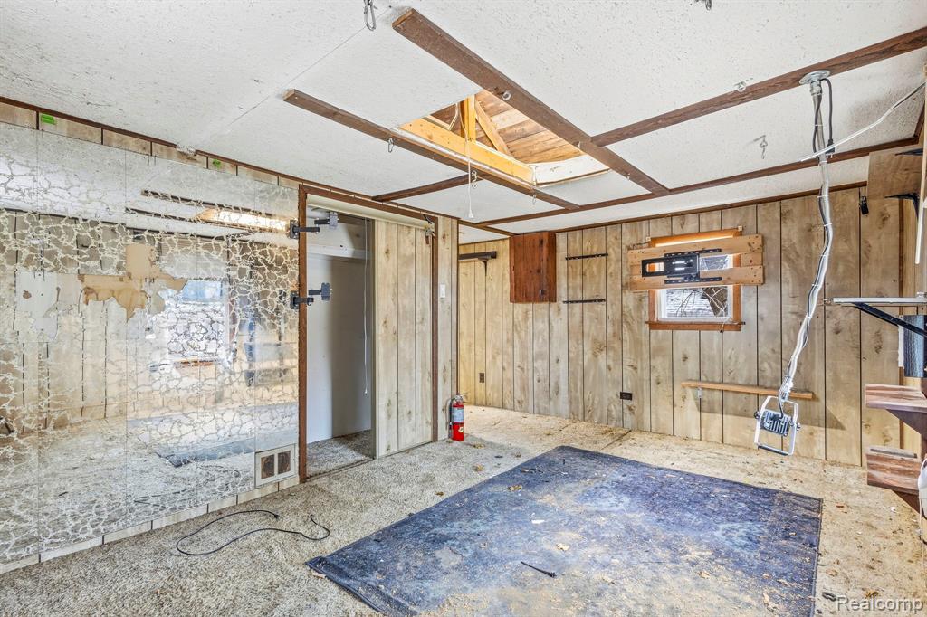 657 Lucille Drive, Wolverine Lake, MI 48390 — Photo 28