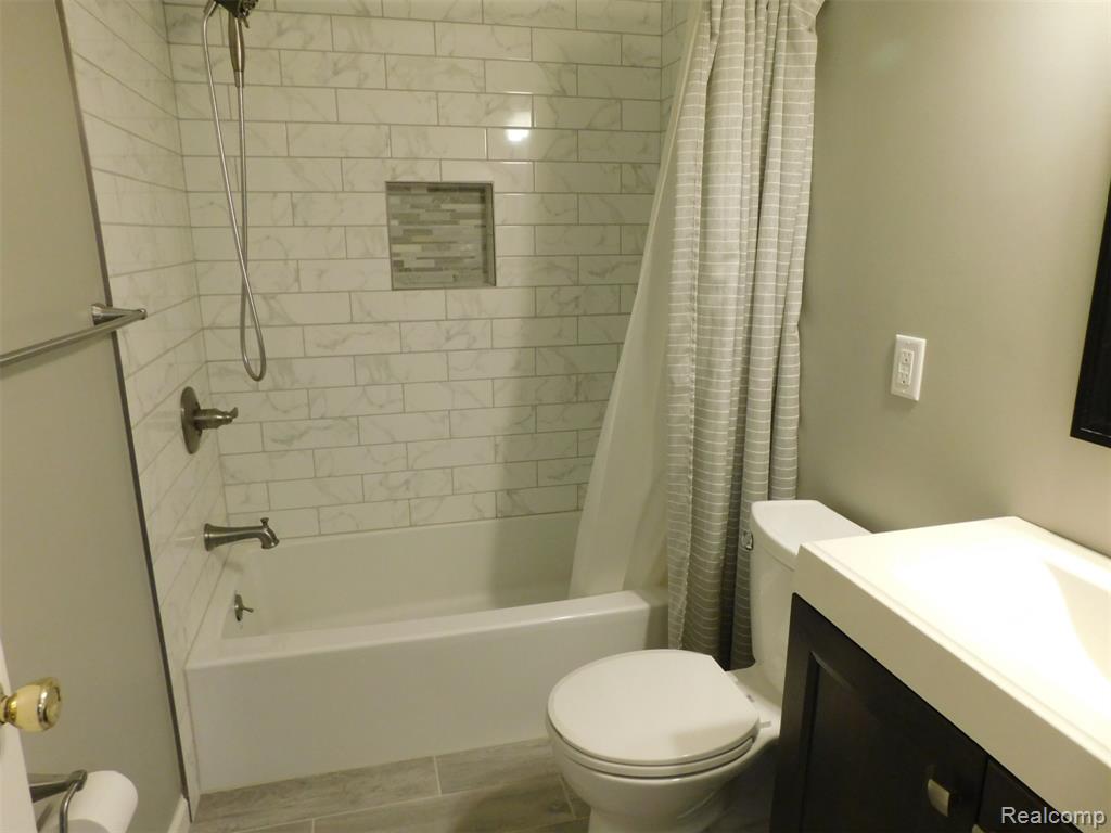 535 E Lewiston Avenue, Ferndale, MI 48220 — Photo 10