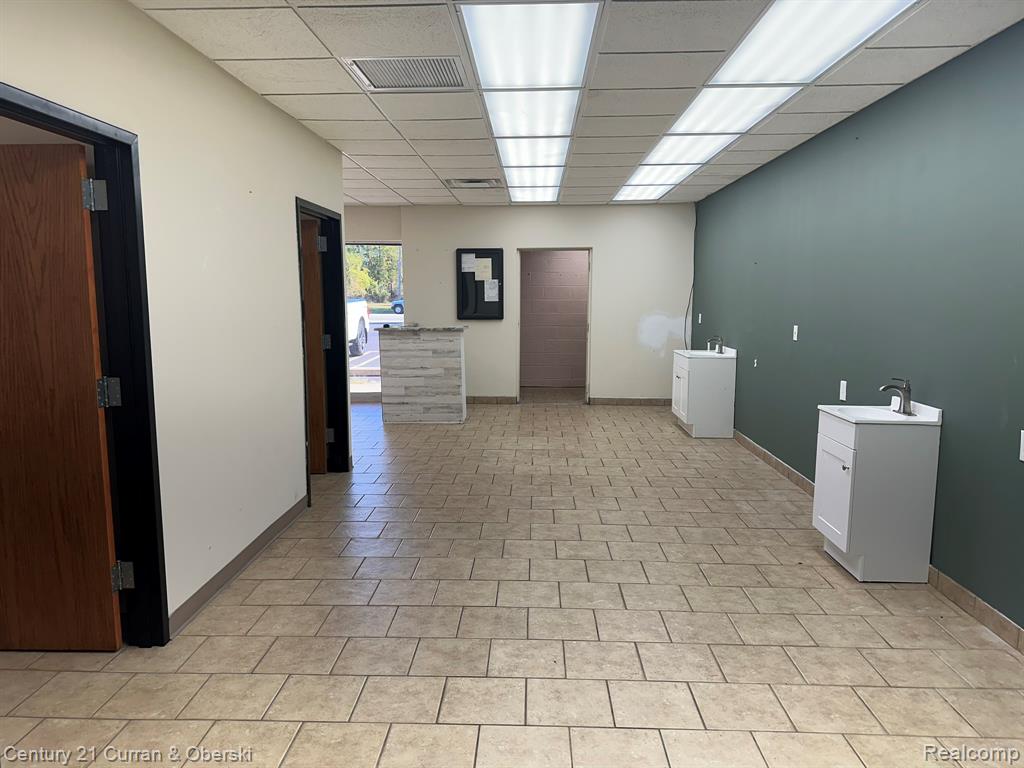 9001 Wayne Road, Livonia, MI 48150 — Photo 5