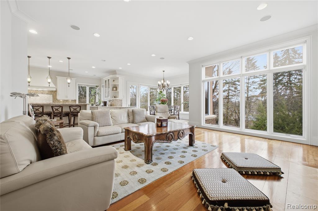 5230 Clarendon Crest Street, Bloomfield Hills, MI 48302 — Photo 23