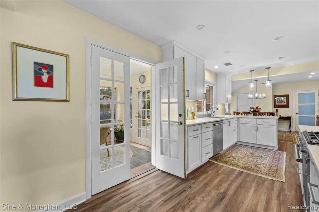 4128 Amherst Road, Royal Oak, MI 48073 — Photo 8