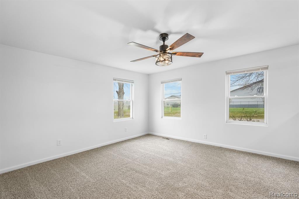 15411 33 MILE Road, Armada, MI — Photo 10