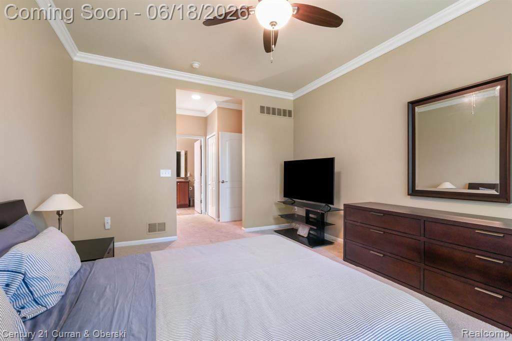1086 Paddock Drive, South Lyon, MI 48178 — Photo 32