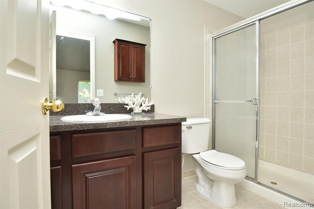 751 PAINT CREEK Drive, Troy, MI 48085 — Photo 19