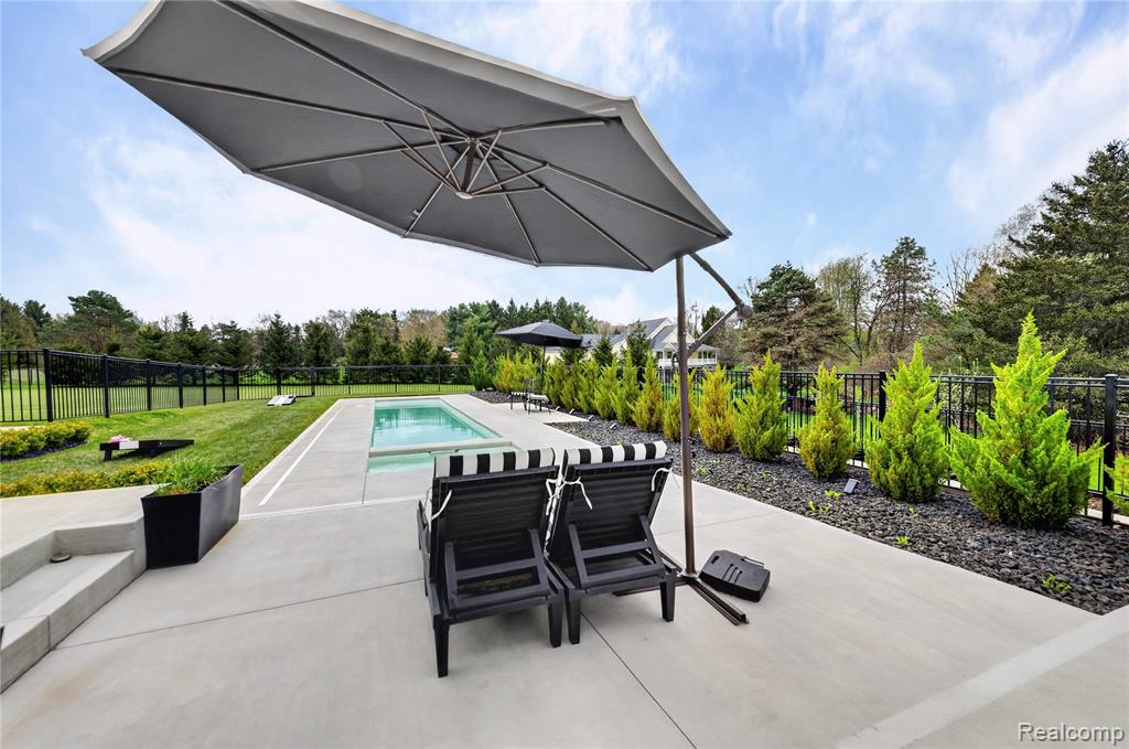 8439 Holcomb Road, Clarkston, MI 48348 — Photo 12