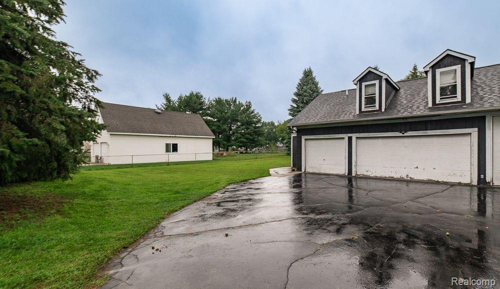 5266 OAK PARK Drive, Clarkston, MI — Photo 67